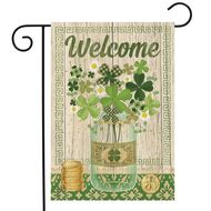 lucky clovers garden flag