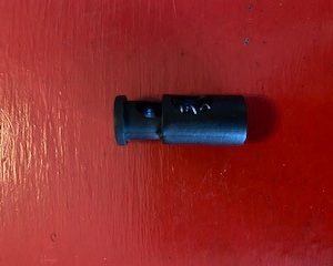 garden flag holder stopper